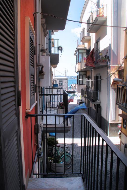 يوتْسْوولْ B&B Darsena المظهر الخارجي الصورة